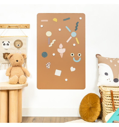 Karamellfarbenes Wand-Magnetboard für eine gemütliche Deko im Kinderzimmer - Ferflex